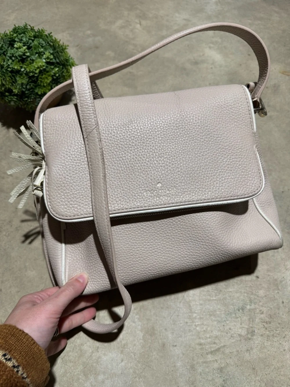 Kate Spade Chester‎ Street Miri Bag Purse Leather Shoulder Tassel Spring Chic